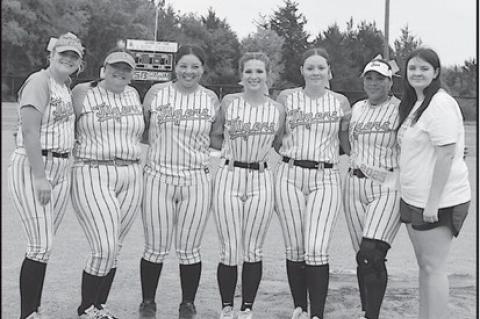 Maud Lady Tiger seniors (not in order): Raeyleigh Gensman, Amerikus Street, Abbigayle Bull, Shaelynn Fletcher, Kyliana Brown, Jaycee Pack and manager Nevaeh Travels Staff Photo by Andrew Wilson