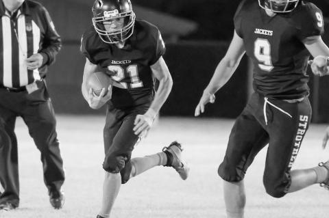 Strother Yellowjackets Fall to Alex Thursday Night