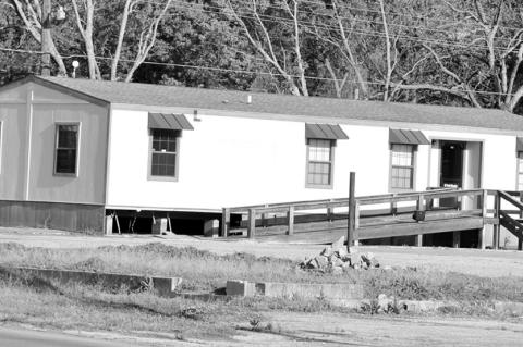 Wewoka PD Moving Temporarily Into Trailer Next to New Family Health Center