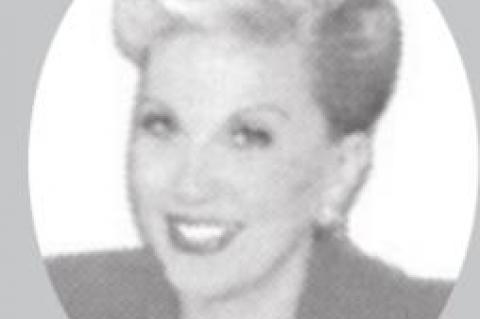 Woman Is Hurt To Be Kept At Arm’s Length By Sister