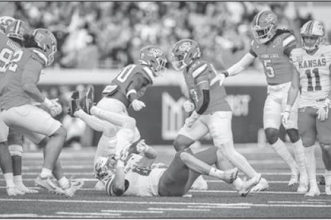 Cowboys Take Down No. 23 Kansas, 39-32