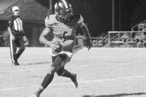 Friday Night High School Football Games in Pictures