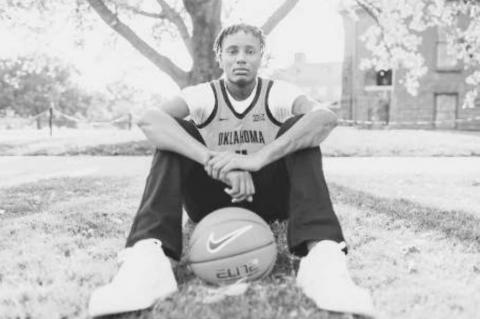 Article Image Alt Text