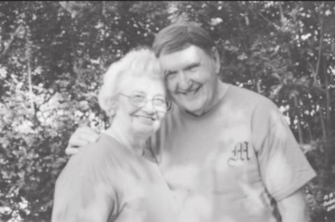 Moores Celebrate 70Th Wedding Anniversary