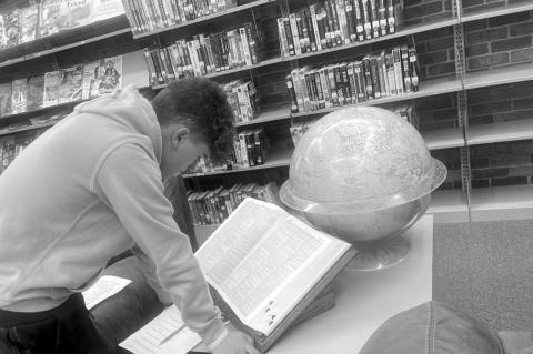 SHS Freshmen Learn Benefits Of Public Library