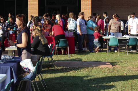 Hundreds Attend Tribal Fest at Seminole State College