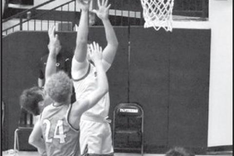 Seminole Chieftains Fall in Panther Dome Heartbreaker