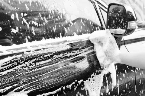 Article Image Alt Text