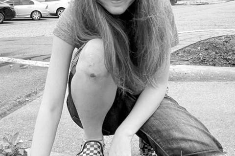 Club Provides Downtown Wewoka With May Flowers