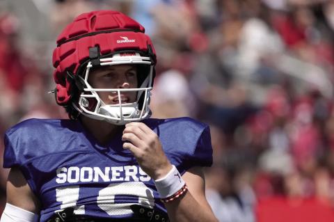 OU’s Mateer Learning New Offensive System