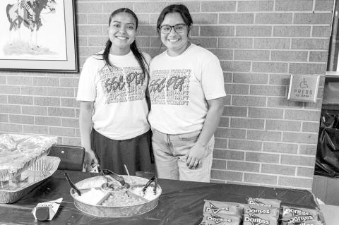 Seminole State College’s Physical Therapist Assistant Program hosted “Get Stretched” on March 25. Pictured above left (l-r): Director of Clinical Instruction Dr. Alexus Thomas and PTA student Paitlyn Edmondson of Shawnee guide SSC student Caleb Hine