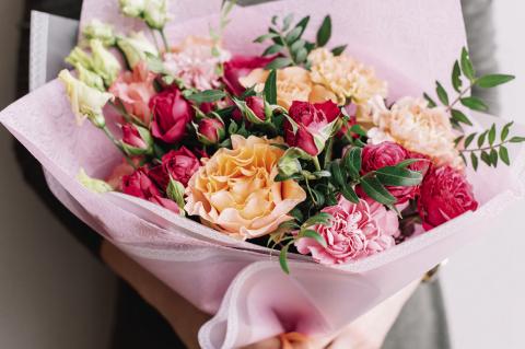 How to Pick The Perfect Valentine's Day Flowers