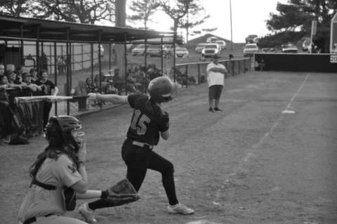 Lady Yellowjackets Fall to Falconettes Tuesday