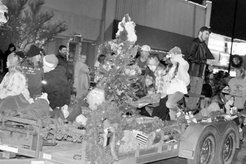 From cheerleaders to dancers to colorful floats, Seminole’s Christmas parade on Saturday offered plenty of sights to behold. (Staff photos by Andy Wilson)