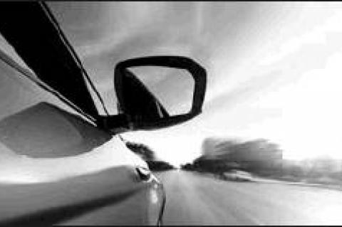 Article Image Alt Text