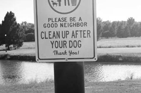 New Signs at RWC Remind Pet Owners to Keep Community Clean