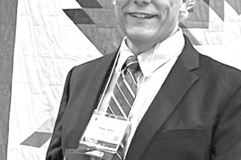 Former Seminole Nation Supreme Court Justice Receives Judicial Excellence Award