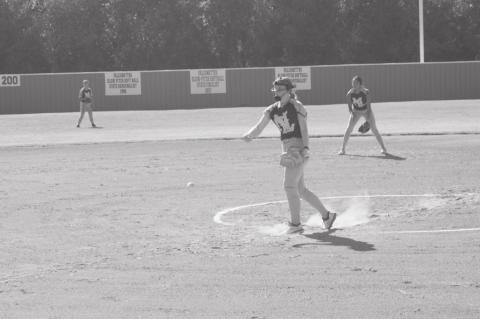 Maud Lady Tigers Victorious in Double-Header