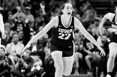 Hawkeyes Caitlin Clark Drops 44