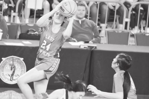 Varnum High School Basketball Athletes Get Honors