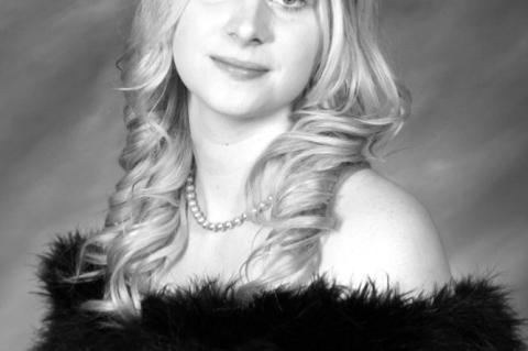 Earlsboro High Announces Valedictorians, Salutatorian