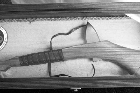 Two Chickasaw Artists Show New Work at Artesian Arts Festival