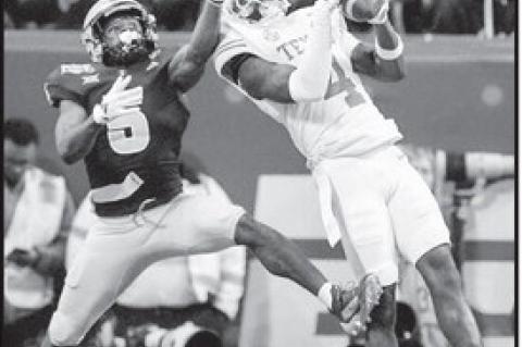 Longhorns Win Close OT Game Over Arizona State