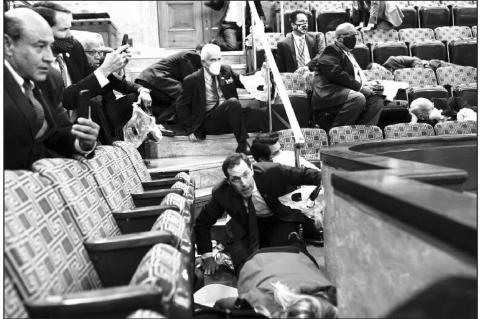 Protesters Storm US Capitol, Electoral College Debate Halted