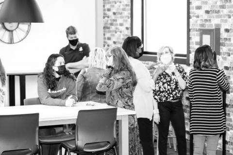 Virtual Learning Lounge