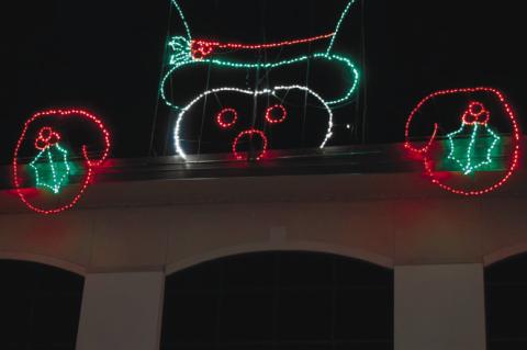 There are plenty of sights to behold at Snowman Wonderland in Seminole