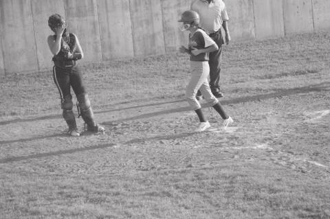 Maud Lady Tigers Victorious in Double-Header