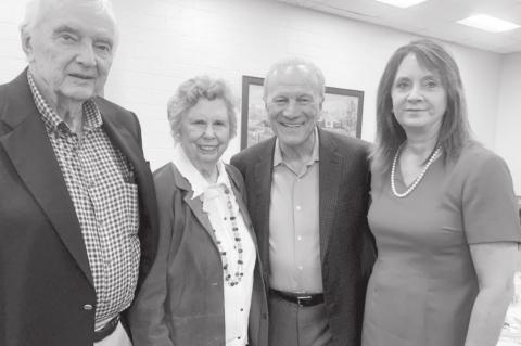 Football Legend Headlines Wewoka Chamber Banquet