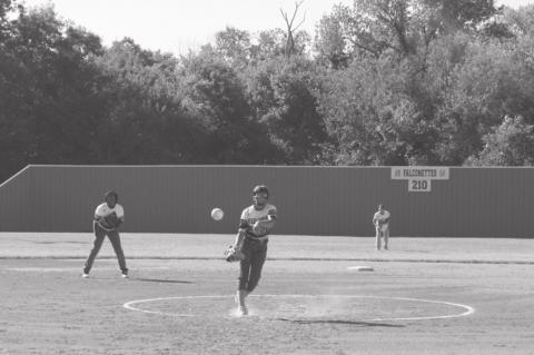 New Lima Jr. High Falconettes Post Win Over Weleetka