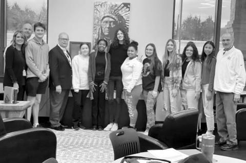 Women on Mission Hold Meeting