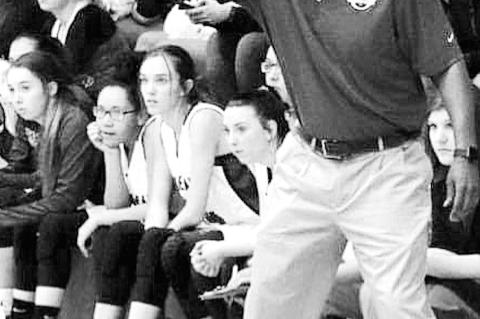 Seminole Basketball Mourns the Loss of Coach Kemp