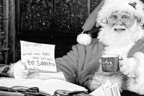 Santa Coming to Seminole Public Library For Free Photo Ops