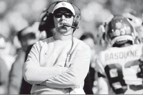 Dallas to ‘Take temperature’ of OU’s Lincoln Riley