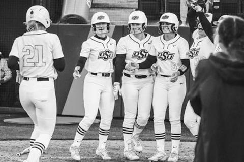 Cowgirl Softball Routs Tulsa, 10-0