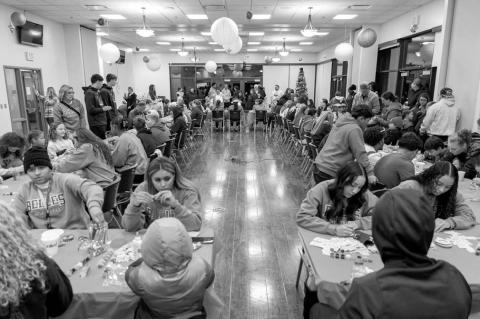 SSC Lights up Snowman Wonderland With Holiday Fun