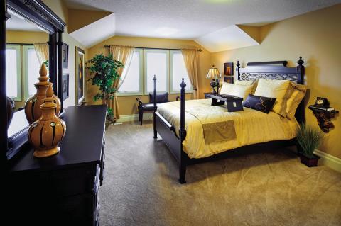 Tips to Make Guest Rooms More Welcoming