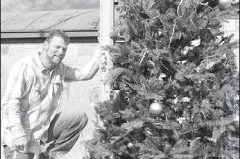 Christmas Volunteers