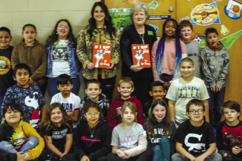 SSC President, Student Read at Wilson