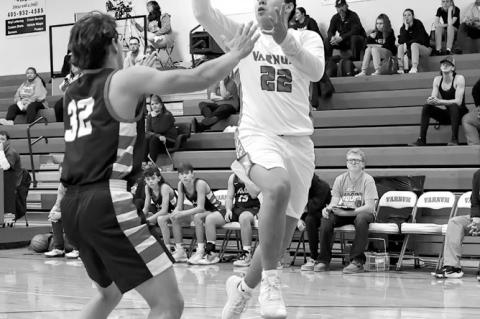 Varnum Whippets, Lady Whippets Dunk Asher