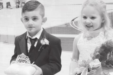 Bowlegs Crown a Queen During Homecoming