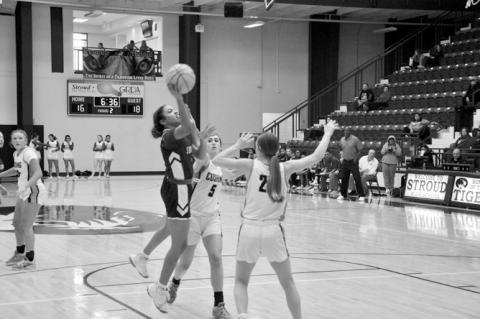 Seminole Claims Consolation Trophies at Stroud Tournament