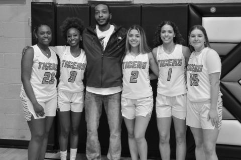 Wewoka Homecoming and Senior Night