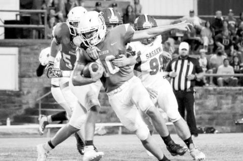 Bears’ Justin Fields Not Worried About Outshining Aaron Rodgers