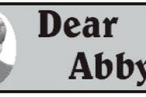 Man Opts to Take Ex on Trip Instead of Girlfriend