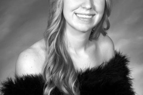 Earlsboro High Announces Valedictorians, Salutatorian