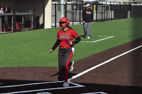 Sasakwa Lady Viking Minden Kionute scores a run for the Lady Vikings. Staff Photo by Bill Anderson